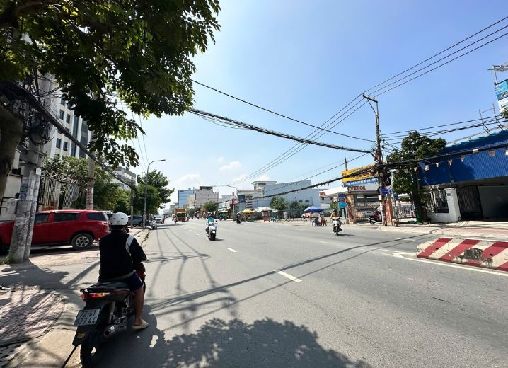 Cho thuê mặt bằng GÓC 2MT 1321 Huỳnh Tấn Phát Phường Phú Thuận Quận 7