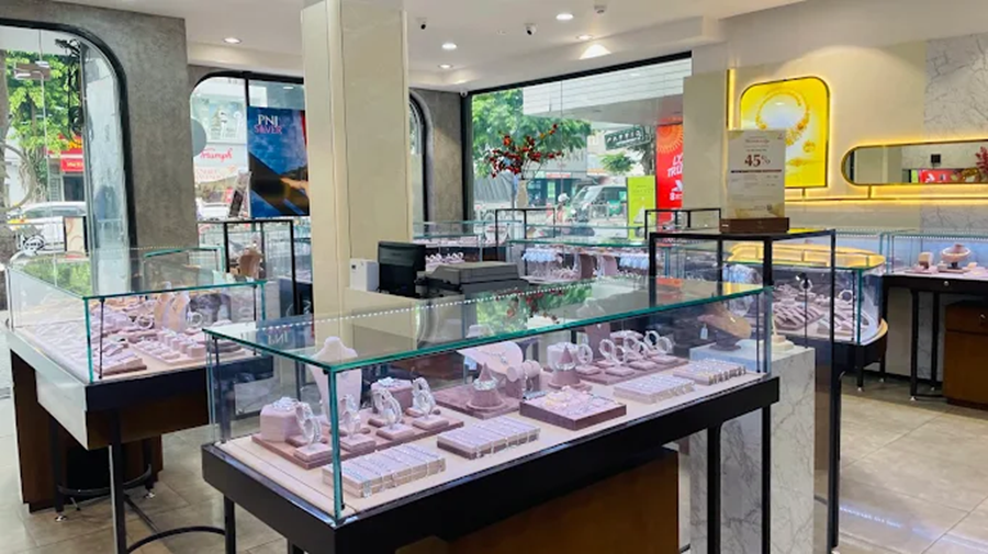 Cho Thuê Mặt Bằng Góc 2MT số 229 Đường Xô Viết Nghệ Tĩnh, Phường 17, Quận Bình Thạnh, DT: 4x20m, 1 trệt 2 lầu, DTSD: 240 m2