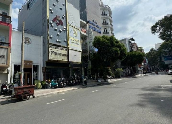 Cho Thuê Mặt Bằng 131 Lê Thị Riêng Phường Bến Thành Quận 1