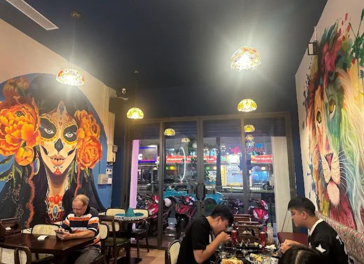 Cho Thuê Mặt Bằng 179 Trần Hưng Đạo Phường Cô Giang Quận 1