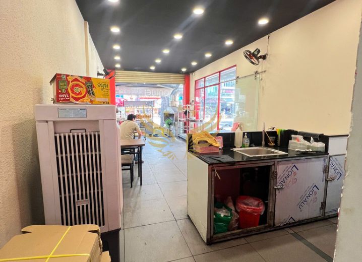Cho Thuê Mặt Bằng 484 Nguyễn Tri Phương Phường 8 Quận 10