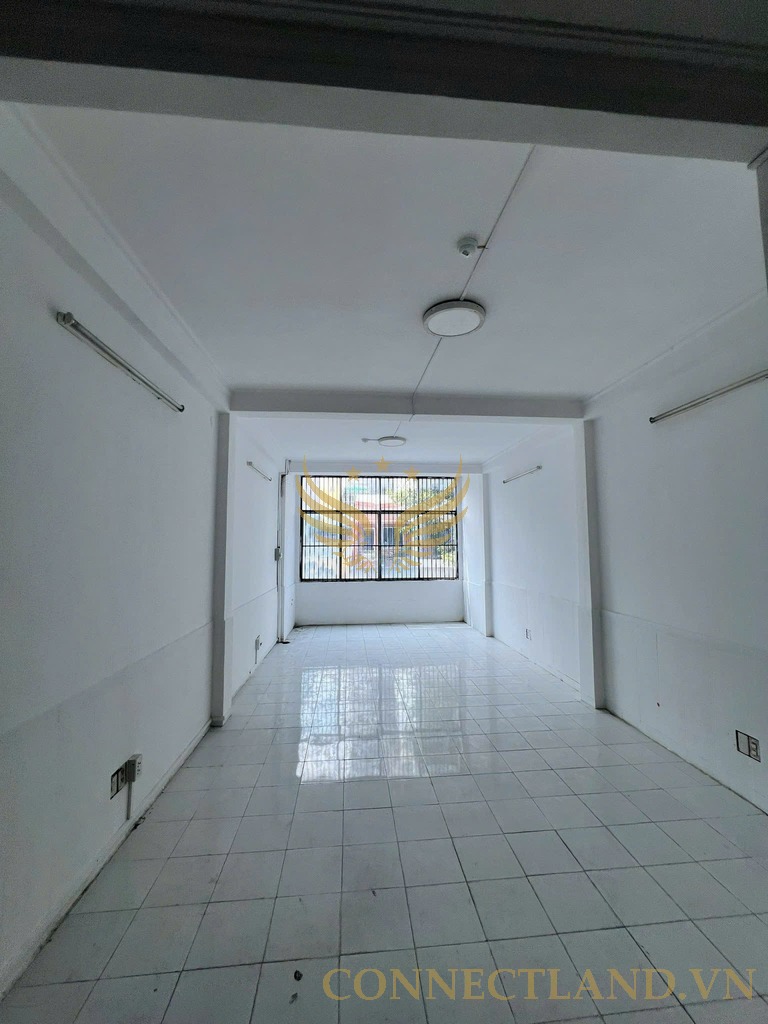 Cho Thuê Mặt Bằng Mặt Tiền 160 Đường Nguyễn Trãi, Phường 3, Quận 5, DT: 4x20m, 1 Trệt 1 Lửng 4 Lầu Thang Máy, DTSD 400m2