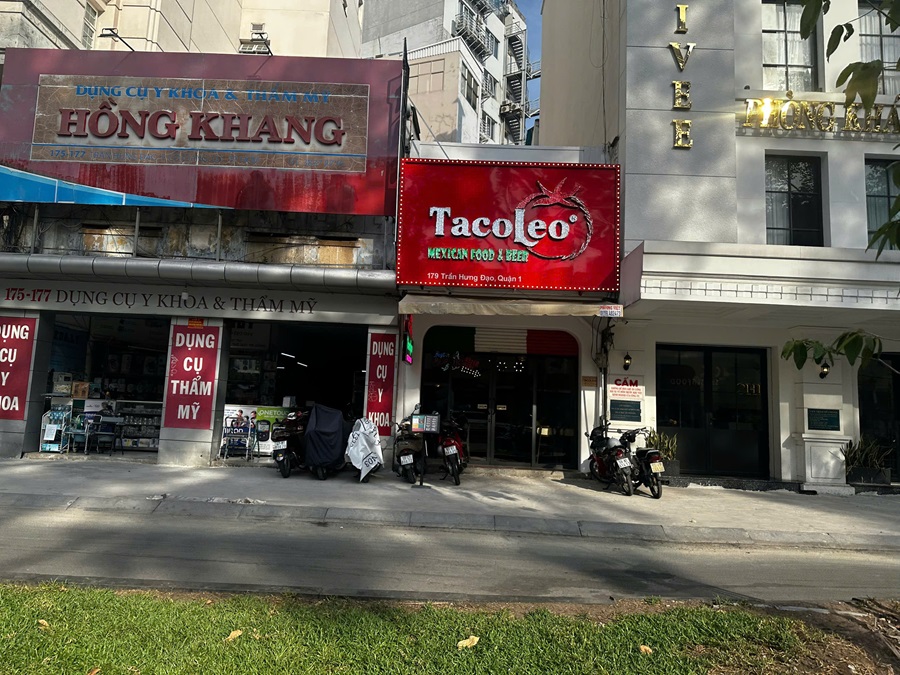 Cho Thuê Mặt Bằng Mặt Tiền 179 Đường Trần Hưng Đạo, Phường Cô Giang, Quận 1, DT: 4x25m, 1 Trệt, 1 Lửng, DTSD: 100m2