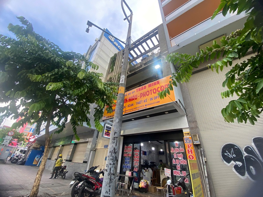 Cho Thuê Mặt Bằng Mặt Tiền 99B Đường Nguyễn Văn Cừ, Phường 2, Quận 5, DT: 4.6x18m, 1 Trệt 1 Lầu, DTSD 166m2