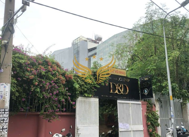 Bán Nhà 8 Trần Quý Khoách Phường Tân Định Quận 1