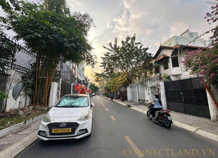 Bán Nhà 8 Trần Quý Khoách Phường Tân Định Quận 1