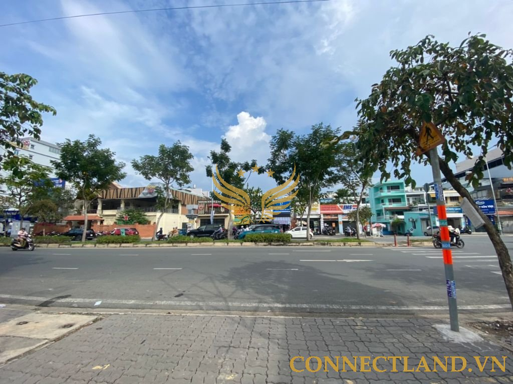 Bán Nhà GÓC 2MT số 64 Đường Trần Não, Phường Bình An, Quận 2, DT: 20x60m, 1 trệt, DTCN: 1.200 m2