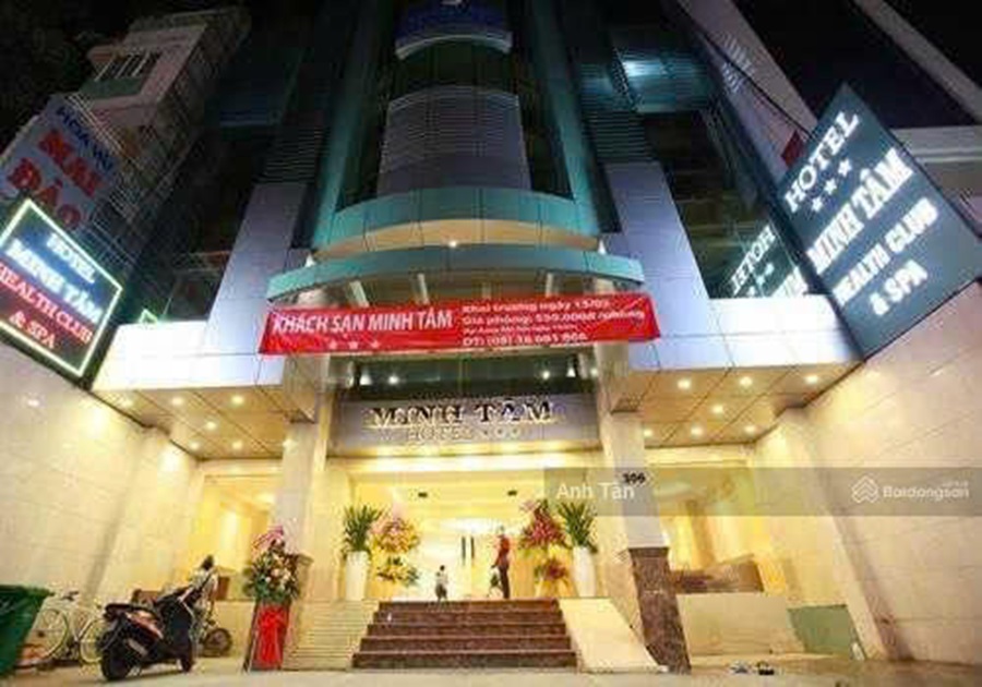 Bán Nhà Mặt Tiền 206 Đường 3/2, Phường 12, Quận 10, DT: 13.5x32m, 1 Hầm 1 Trệt 7 Lầu, DTSD 3456m2