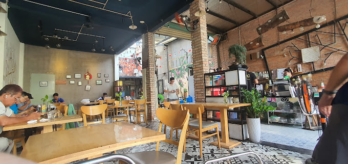 Bán nhà mặt tiền số 114-116 đường Phạm Đức Sơn, Phường 16, Quận 8, DT: 8.4x20m, 1 trệt 1 lầu, Diện tích: 170m2