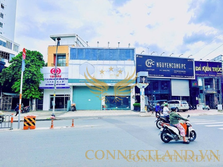 Bán Nhà Mặt Tiền Số 247 đường Lý Thường Kiệt, phường 15, Quận 11, DT: 11x26m, 1 Trệt, 1 Lầu, DTSD: 572m2