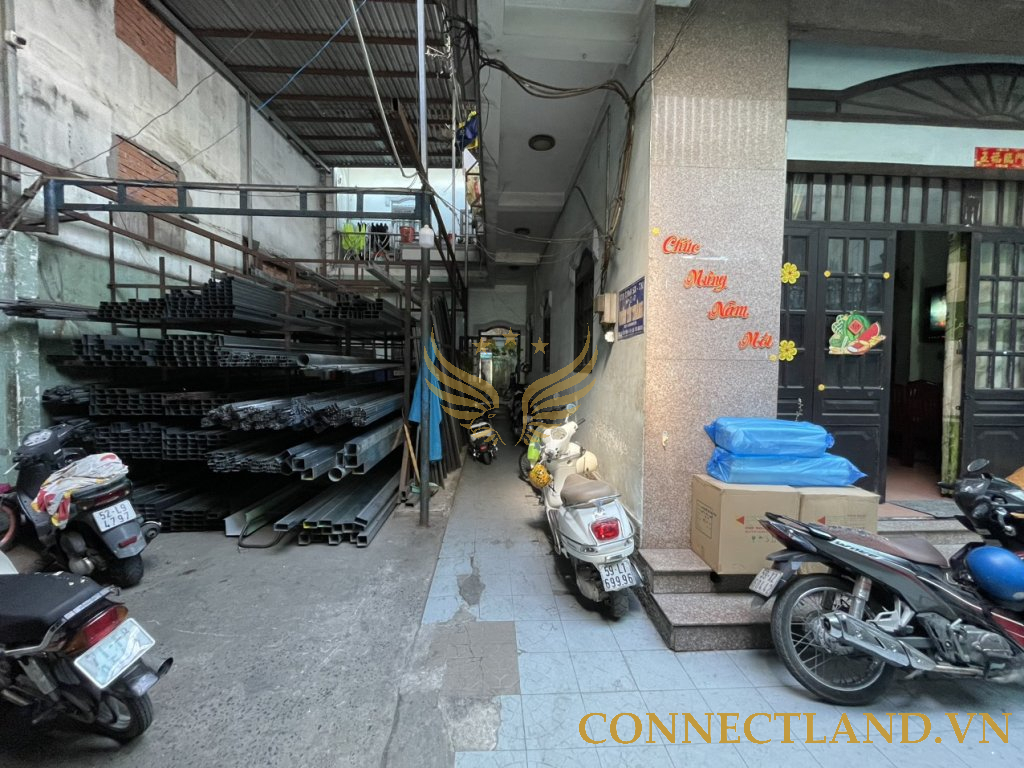Bán nhà mặt tiền số 267-269 đường Liên Tỉnh 5, phường 5, Quận 8, DT: 13x40m, 1 trệt, DT đất: 195m2