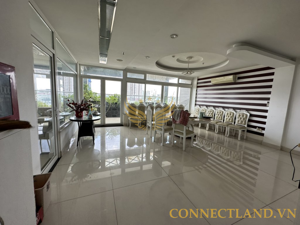 Bán Toà nhà mặt tiền số 95C đường Hưng Phú, phường 8, Quận 8, 11.08x22m, nở hậu ngang 13m, công nhận: 256m2