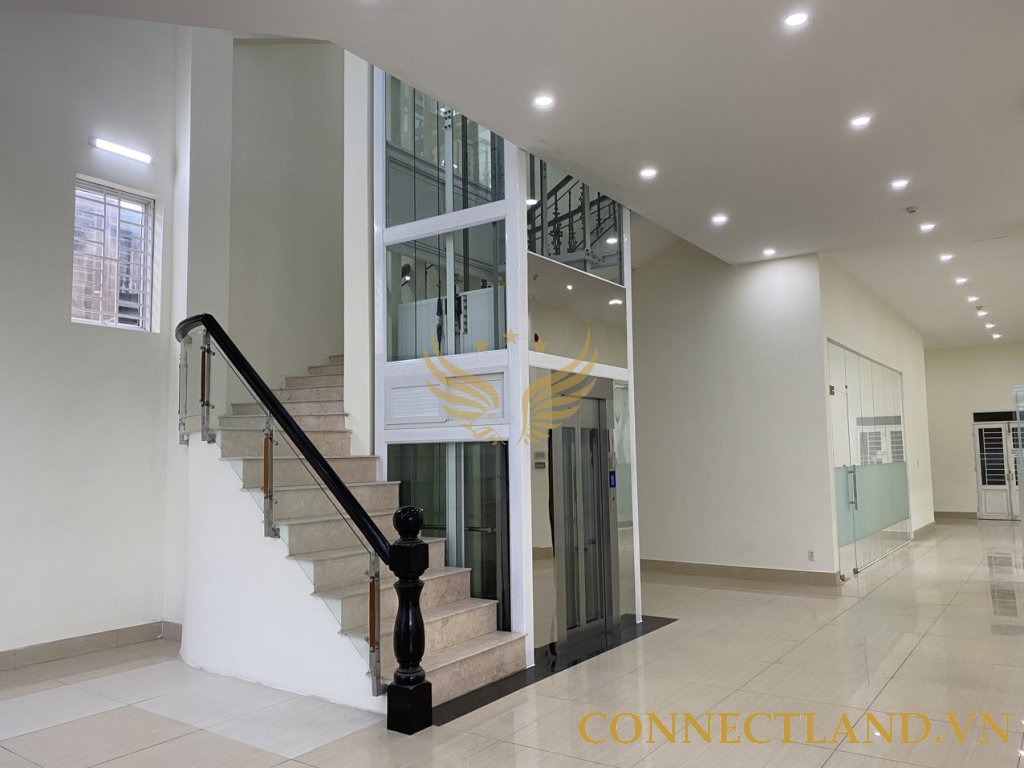 Bán Nhà Mặt Tiền Số 609 Đường Quốc Lộ 13, Phường Hiệp Bình Phước, Quận Thủ Đức, DT: 18.5x45m, 1 trệt, 3 lầu, DTCN: 450m2