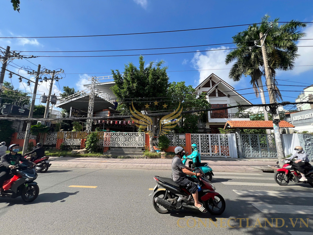Bán Nhà Mặt Tiền Số 117A Đường Tân Hòa Đông, Phường 14, Quận 6, DT: 40x57m Nở hậu 32m; 1 trệt 1 lửng, Tổng DT đất : 5.000m2