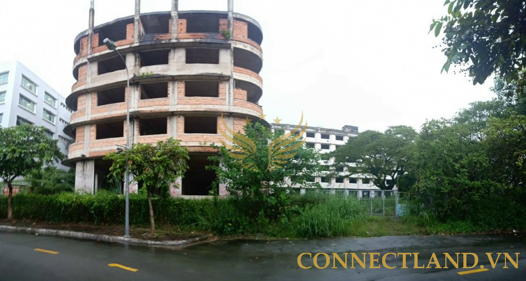 Bán Tòa Nhà Góc 2 Mặt Tiền Số 8 Khu Vực Công Viên Phần Mềm Quang Trung, Phường Tân Chánh Hiệp, Quận 12, DT: 180x40m, 1 Trệt, 6 Lầu, TM, DTSD: 15.656m2
