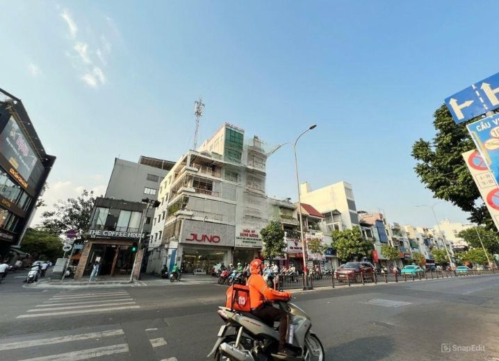 Cho Thuê Mặt Bằng GÓC 2MT 572A Đường 3/2 Phường 14 Quận 10