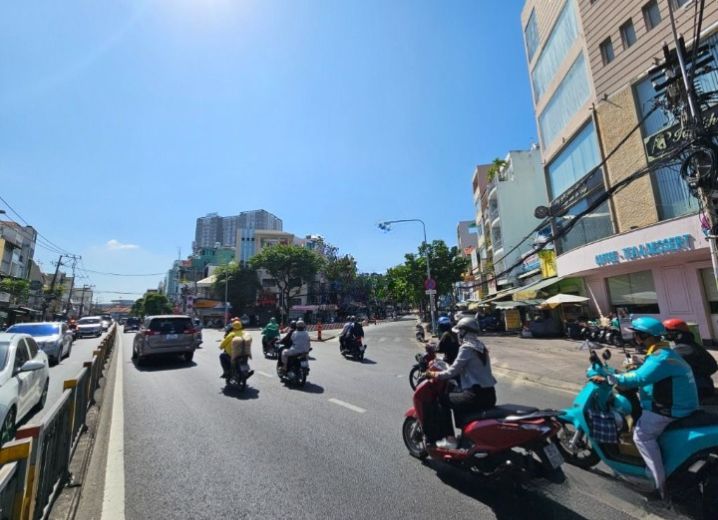 Cho Thuê Mặt Bằng GÓC 2MT Số 98B Nguyễn Tất Thành Phường Xóm Chiếu Quận 4