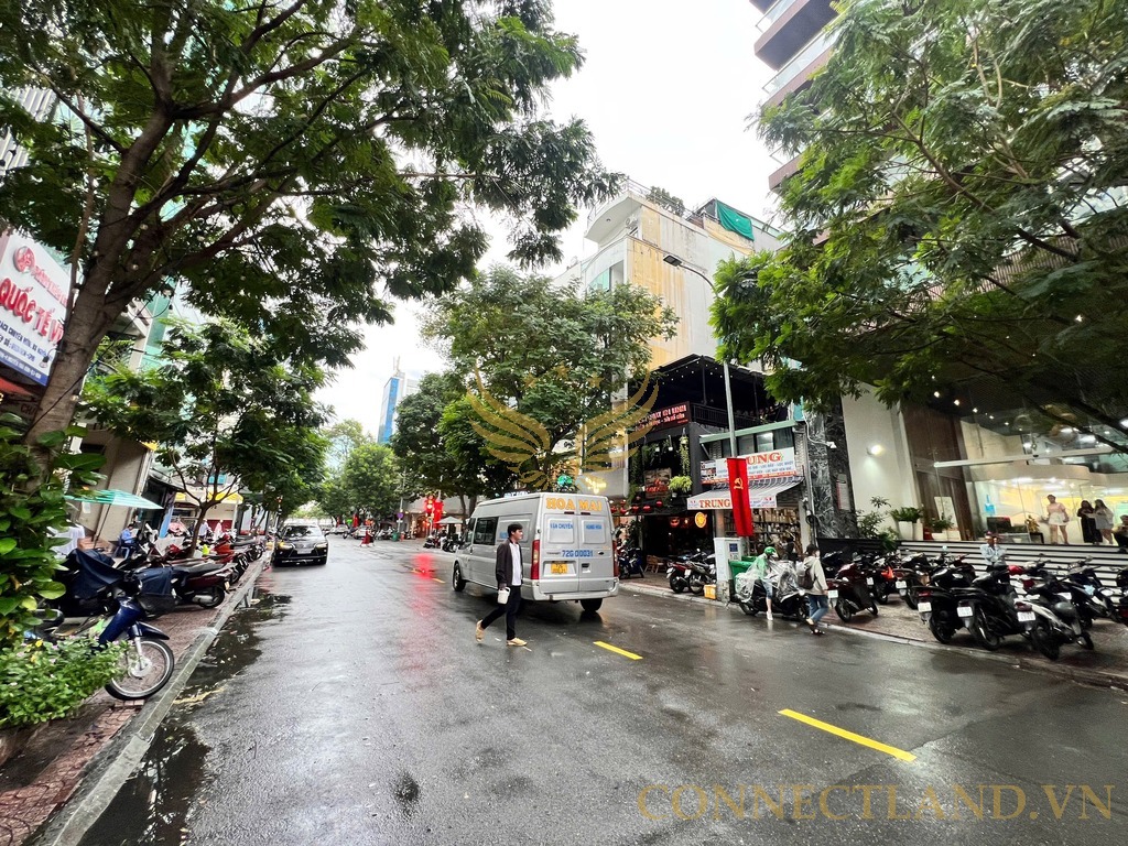 Cho Thuê Nhà 2 Mặt Tiền Trước Sau số 53-55-57 Đường Phó Đức Chính, Phường Nguyễn Thái Bình, Quận 1, DT: 12x40m Nở hậu 20m, 2 Hầm Trệt Lửng 8 Lầu TM, DTSD: 4.300m2