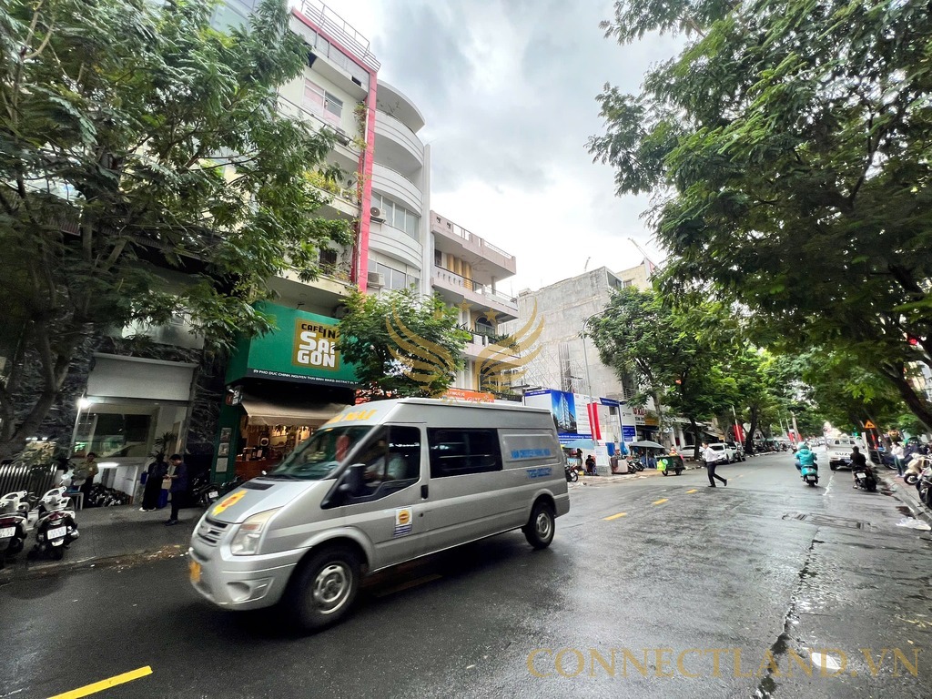 Cho Thuê Nhà 2 Mặt Tiền Trước Sau số 53-55-57 Đường Phó Đức Chính, Phường Nguyễn Thái Bình, Quận 1, DT: 12x40m Nở hậu 20m, 2 Hầm Trệt Lửng 8 Lầu TM, DTSD: 4.300m2