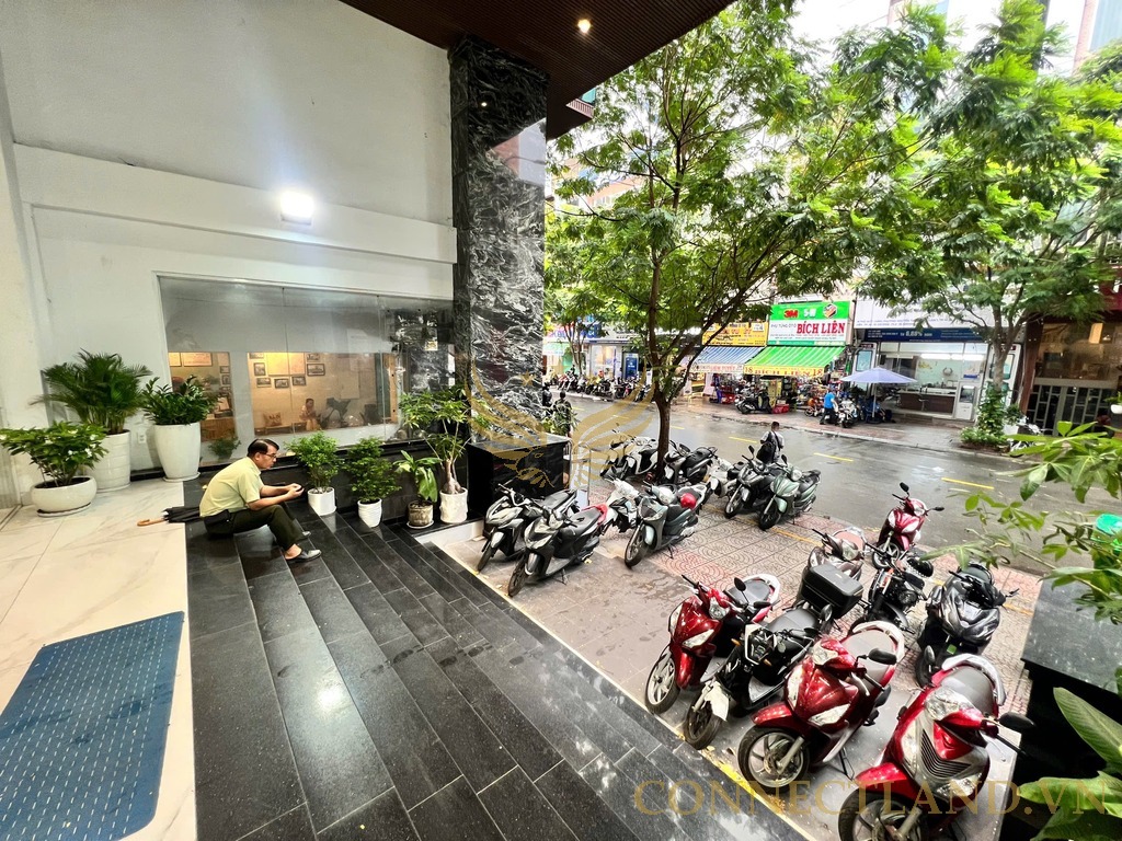 Cho Thuê Nhà 2 Mặt Tiền Trước Sau số 53-55-57 Đường Phó Đức Chính, Phường Nguyễn Thái Bình, Quận 1, DT: 12x40m Nở hậu 20m, 2 Hầm Trệt Lửng 8 Lầu TM, DTSD: 4.300m2