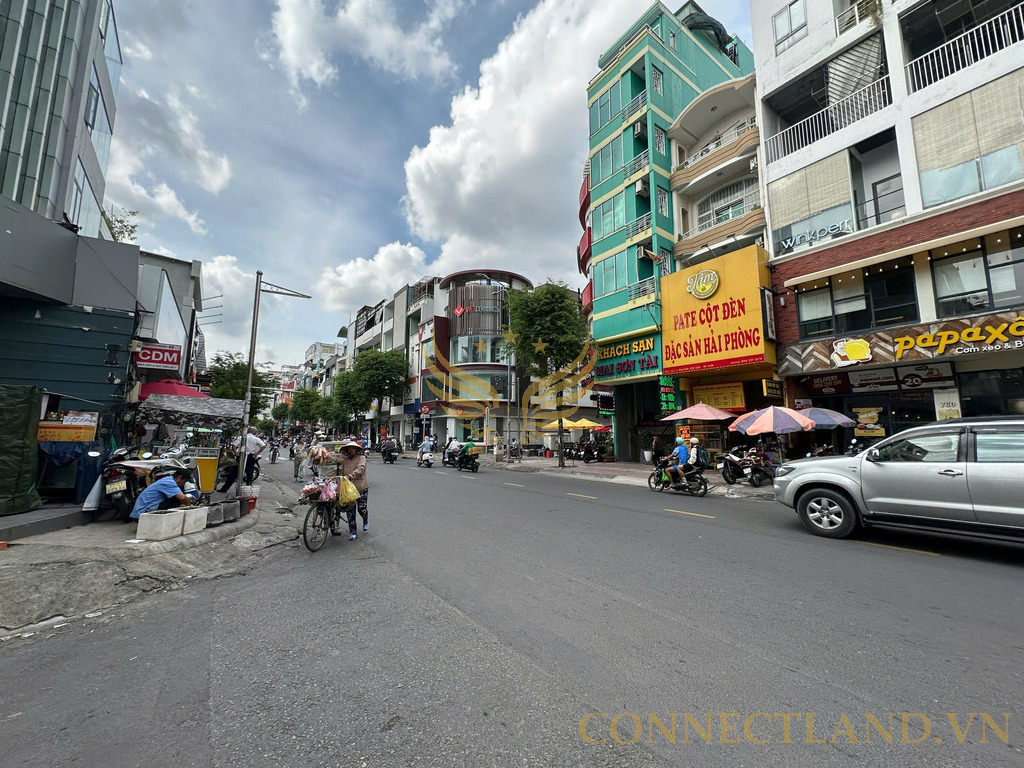 Cho Thuê Nhà Góc 2 Mặt Tiền 423-423A đường Sư Vạn Hạnh , phường 12, Quận 10, DT: 3.7 x29m nở hậu 14m, 1 Trệt 4 Lầu, DTSD 1085m2