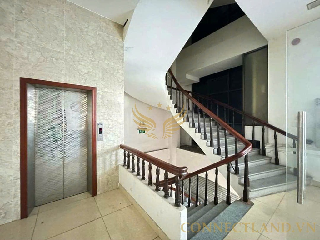 Cho Thuê Nhà Mặt Tiền Số 52-54-56-58 Đường 26, Phường 11, Quận 6, DT: 18x24m, 1 trệt, 3 lầu, thang máy, DTSD: 1.728m2
