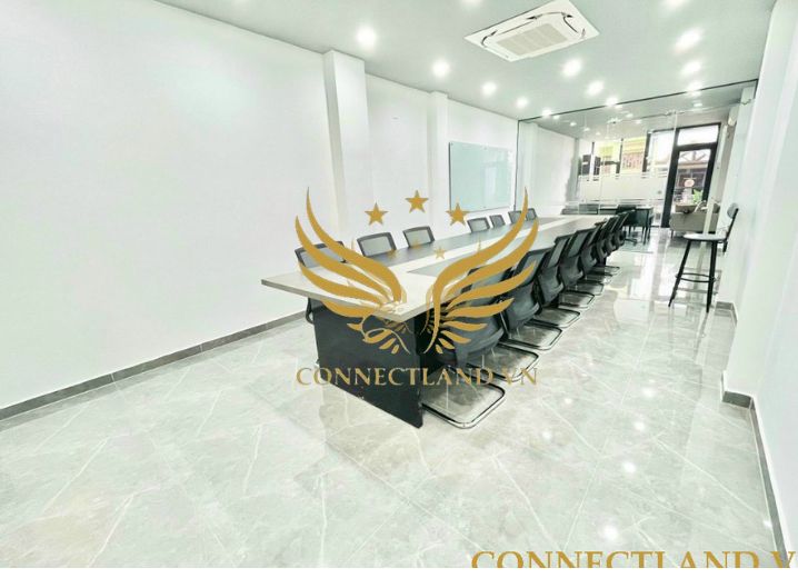 Cho Thuê Tòa Nhà 77 Đoàn Như Hài Phường 13 Quận 4