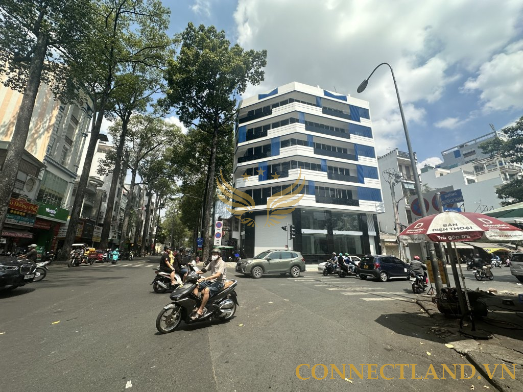 Cho Thuê Tòa Nhà Góc 2 Mặt Tiền 476-478 đường Nguyễn Chí Thanh , phường 7, Quận 10, DT: 8x18m, 1 Hầm 1 Trệt 1 Lửng 5 Lầu Thang Máy, DTSD 864m2