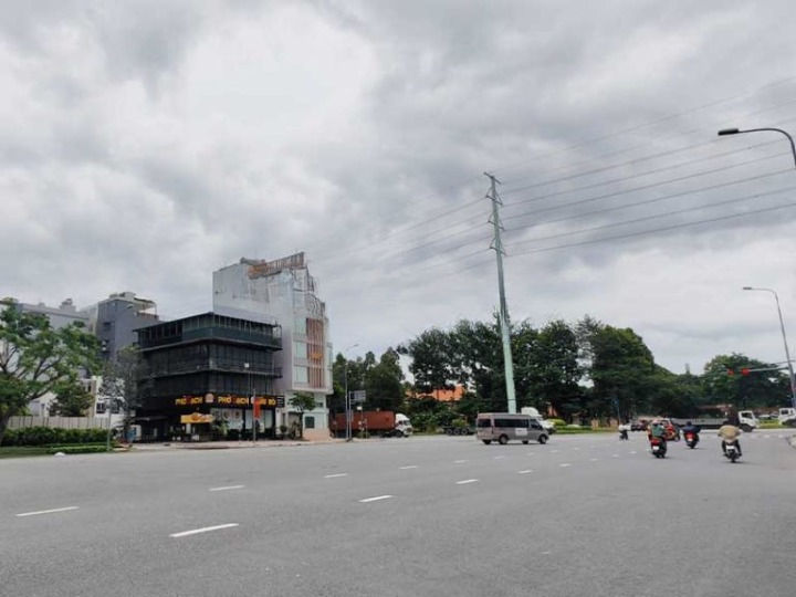 Cho Thuê Tòa Nhà GÓC 2MT số 114 đường Đồng Văn Cống, Phường Thạnh Mỹ Lợi, Quận 2, DT: 8x20m, 1 trệt 6 lầu TM, DTSD: 1.100 m2