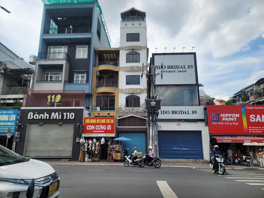 Cho Thuê Tòa Nhà Mặt Tiền 106 đường Hoàng Văn Thụ, phường 9, Quận Phú Nhuận, DT: 3.5x19m, 1 Trệt 1 Lửng 5 Lầu Thang Máy, DTSD 399m2