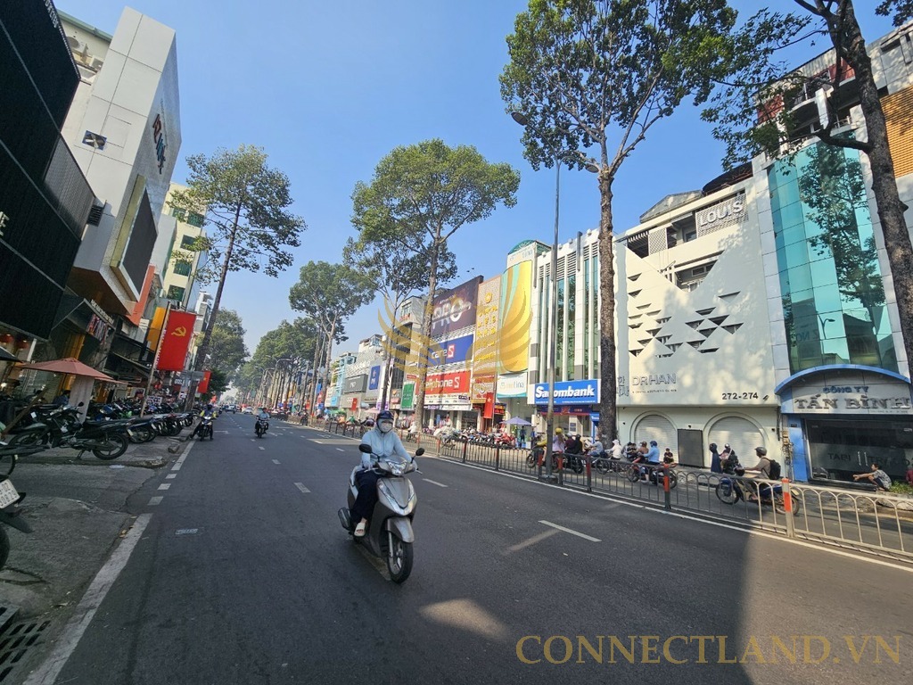 Cho Thuê Tòa Nhà Mặt Tiền 469-471-473 đường Bà Hạt , phường 8, Quận 10, DT: 10x10m, 1 trệt 1 lửng 4 lầu thang máy, DTSD 500m2