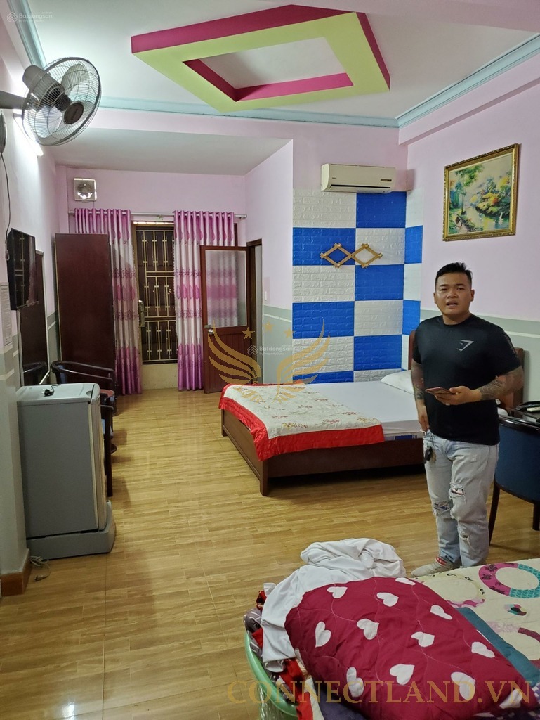 Cho Thuê Tòa Nhà Mặt Tiền 747 đường Lê Hồng Phong, phường 12, Quận 10, DT: 4x22m, 1 Trệt 5 Lầu Thang Máy, DTSD 528m2