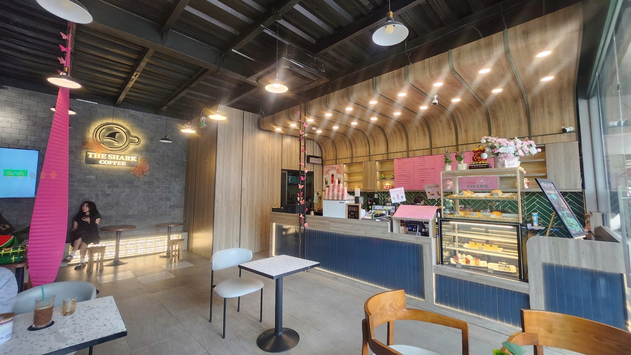 Cho Thuê Tòa Nhà Mặt Tiền số 1114 Đường Trường Sa, Phường 12, Quận 3, DT: 7x10m, 1 trệt 4 lầu ST, DTSD: 350 m2