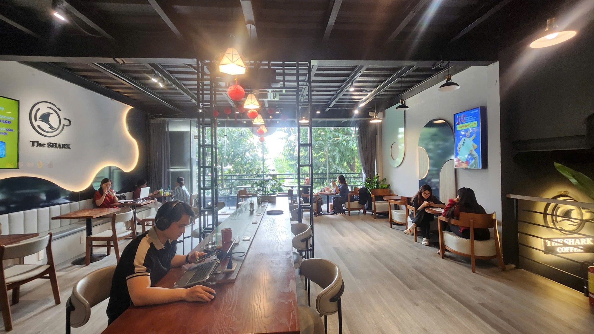 Cho Thuê Tòa Nhà Mặt Tiền số 1114 Đường Trường Sa, Phường 12, Quận 3, DT: 7x10m, 1 trệt 4 lầu ST, DTSD: 350 m2