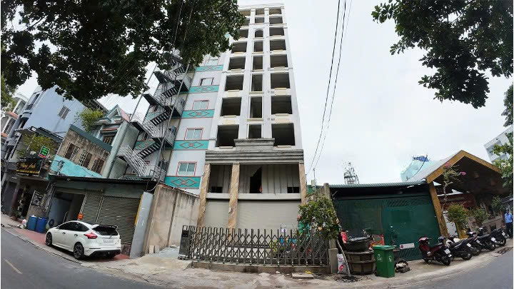Cho Thuê Tòa Nhà Mặt Tiền Số 28 Đường Hoàng Kim Giao, Phường 5, Quận 8, DT: 9.4x41m, 1 hầm, 1 trệt, 9 lầu, thang máy, DTCN: 382,4 m²