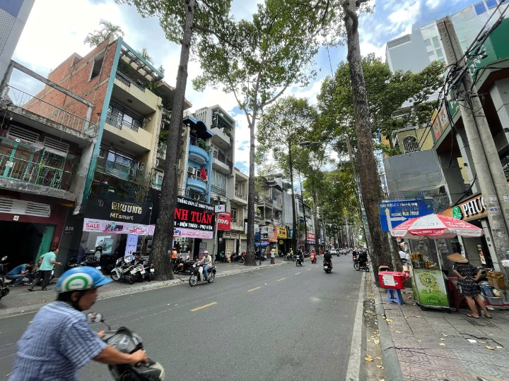 Cho Thuê Tòa Nhà Mặt Tiền Số 35 Đường Trần Quang Khải, Phường Tân Định, Quận 1, DT: 7x20m, 1 hầm, 1 trệt, 5 lầu, TM, DTSD: 840 m2