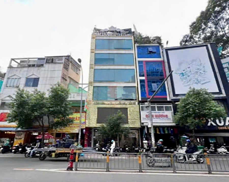 Cho Thuê Tòa Nhà Mặt Tiền 163-165 đường Cao Thắng, phường 11, Quận 10, DT: 8x25m, 1 Trệt 1 Lửng 5 Lầu Thang Máy, DTSD 1200m2