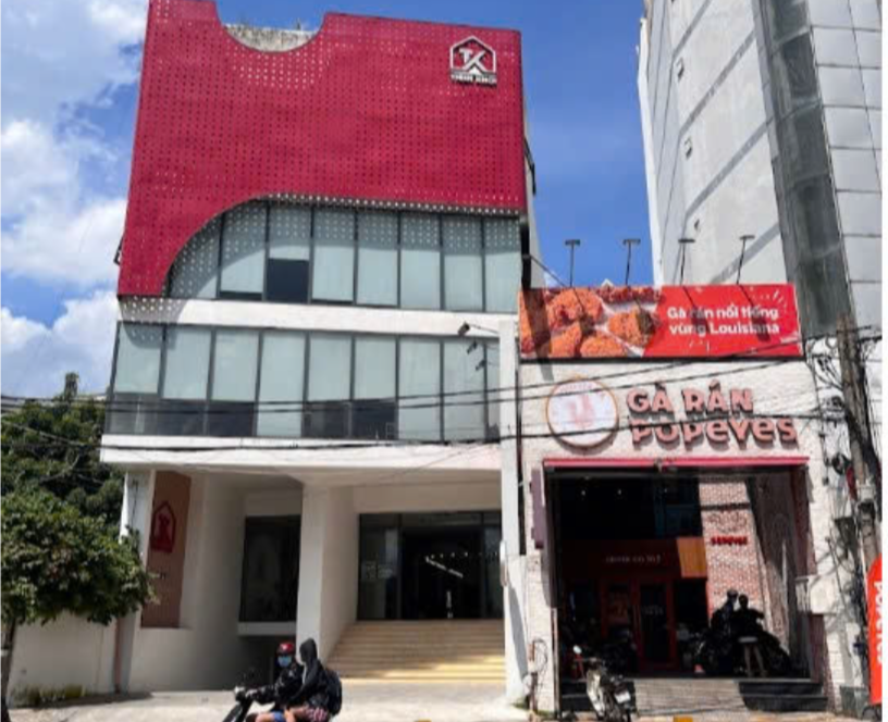 Cho Thuê Nhà Mặt Tiền Số 301 Đường Võ Văn Ngân, Phường Linh Chiểu, Quận Thủ Đức, DT: 9.5x27m, 1 hầm, 1 trệt, 3 lầu, thang máy, DTSD: 1026m2