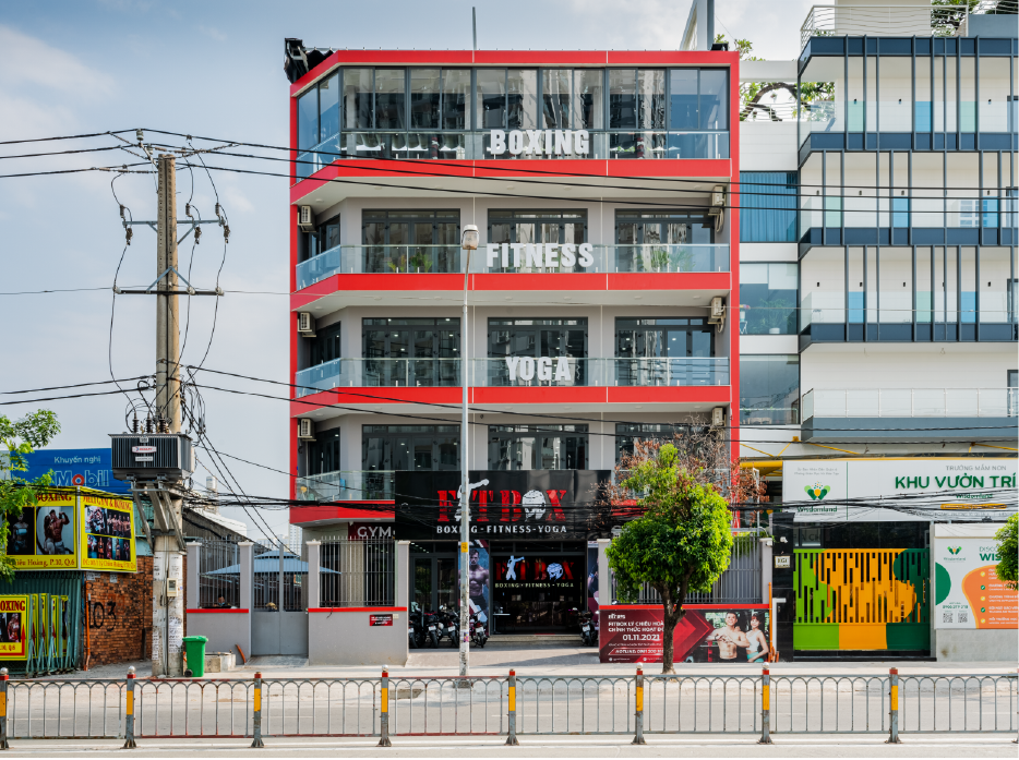 Cho Thuê Tòa Nhà Mặt Tiền Số 105 Đường Lý Chiêu Hoàng, Phường 10, Quận 6, DT: 14x20m, 1 trệt, 4 lầu, thang máy, DTSD: 1400m2