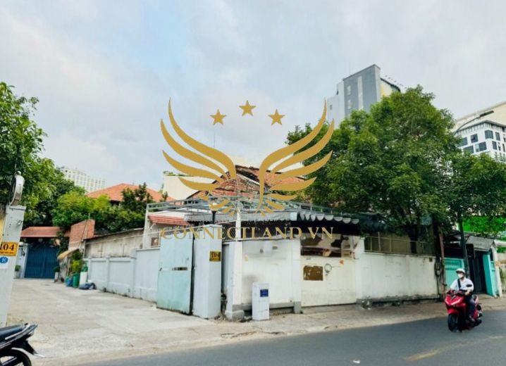 Cho Thuê Mặt Bằng Góc 2MT Số 102 Trần Quốc Toản Phường 7 Quận 3