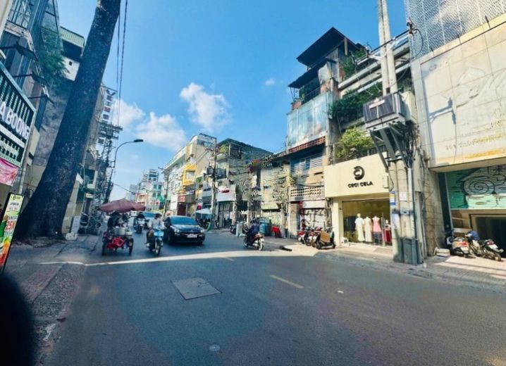 Cho Thuê Mặt Bằng Mặt Tiền 144 Trần Quang Diệu Phường 14 Quận 3