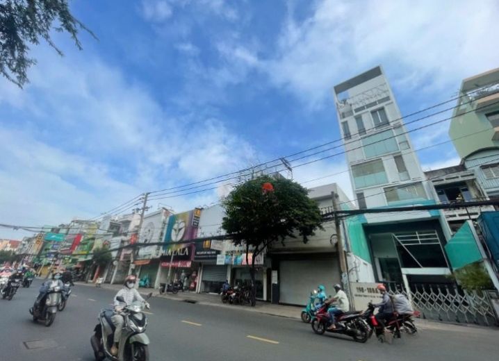Cho Thuê Mặt Bằng Mặt Tiền Số 186-186A Cách Mạng Tháng Tám Phường 10 Quận 3