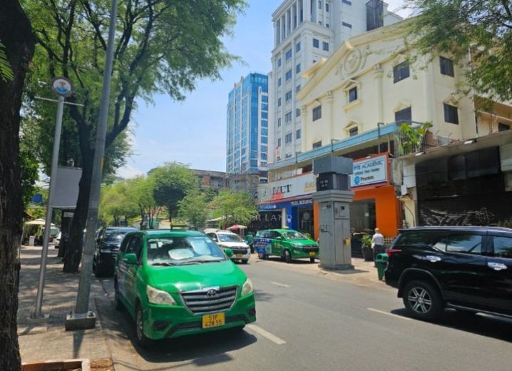 Cho Thuê Mặt Bằng Góc 2MT 19B Võ Văn Tần Phường 6 Quận 3