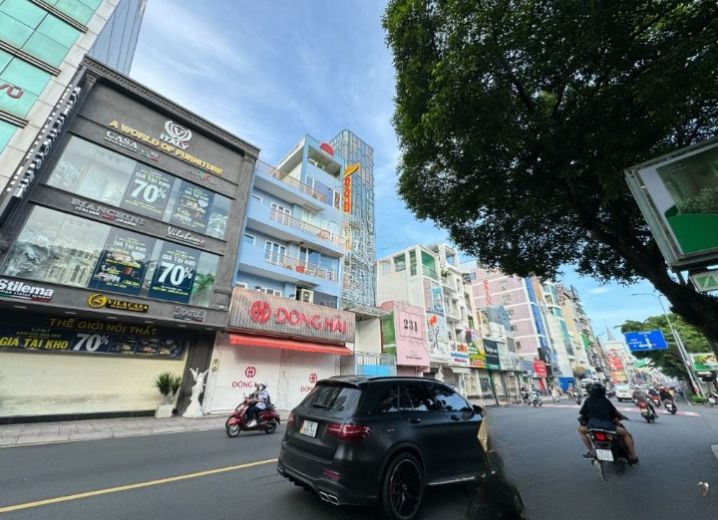 Cho Thuê Mặt Bằng Mặt Tiền Số 225Bis-227 Hai Bà Trưng Phường 6 Quận 3