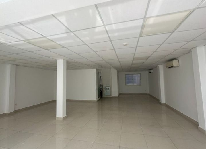 Cho Thuê Mặt Bằng Mặt Tiền 2-B-C Hồ Xuân Hương Phường 6 Quận 3