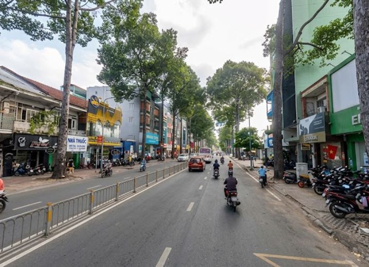 Cho Thuê Mặt Bằng 556-558 Trần Hưng Đạo Phường 2 Quận 5