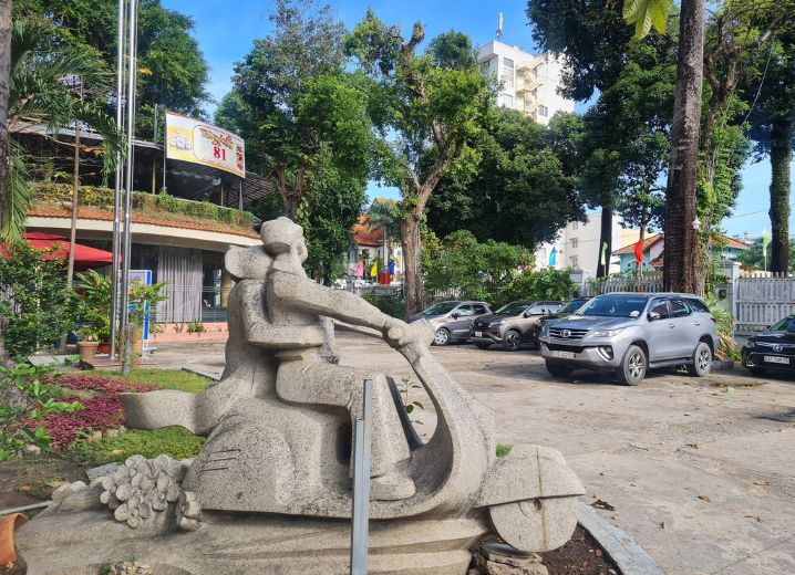 Cho Thuê Mặt Bằng Góc 2MT Số 81 Trần Quốc Thảo Phường 7 Quận 3