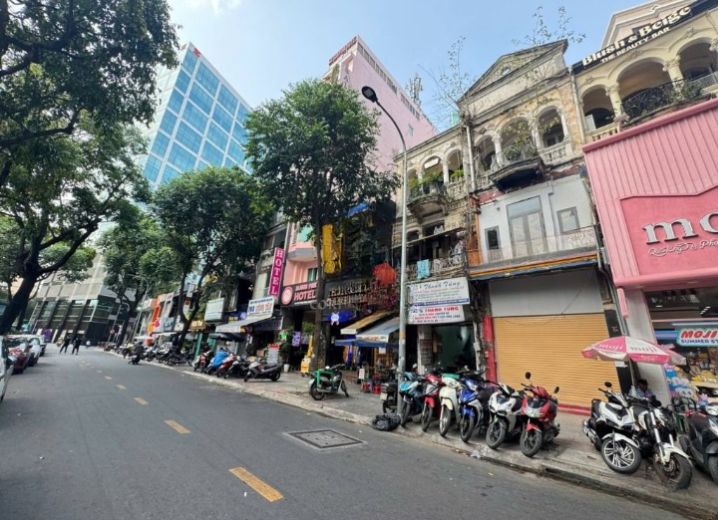 Cho Thuê Mặt Bằng 94 Hồ Tùng Mậu Phường Bến Nghé Quận 1