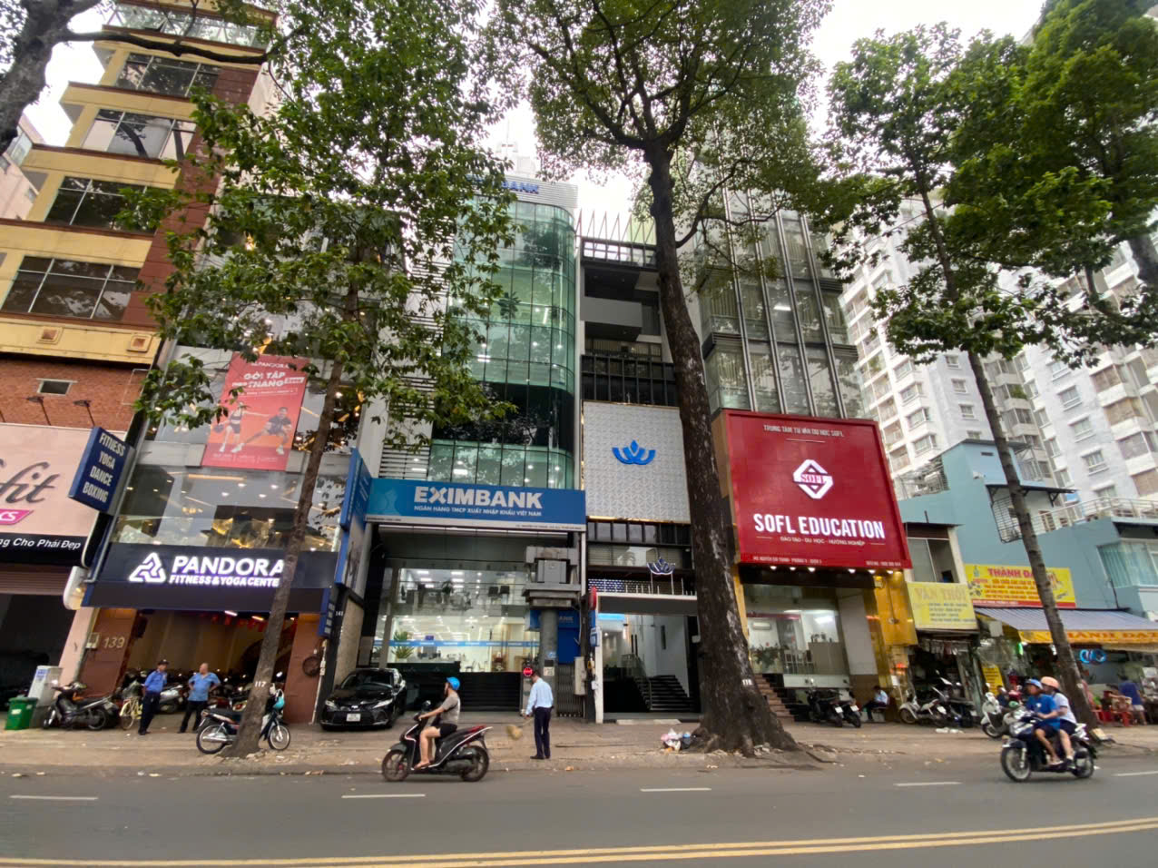 Cho Thuê Mặt Bằng Mặt Tiền Số 143 Đường Nguyễn Chí Thanh, phường 9, Quận 5, DT: 4.8x29m, 1 hầm, 1 trệt, 4 lầu, thang máy, ST, DTSD: 696m2