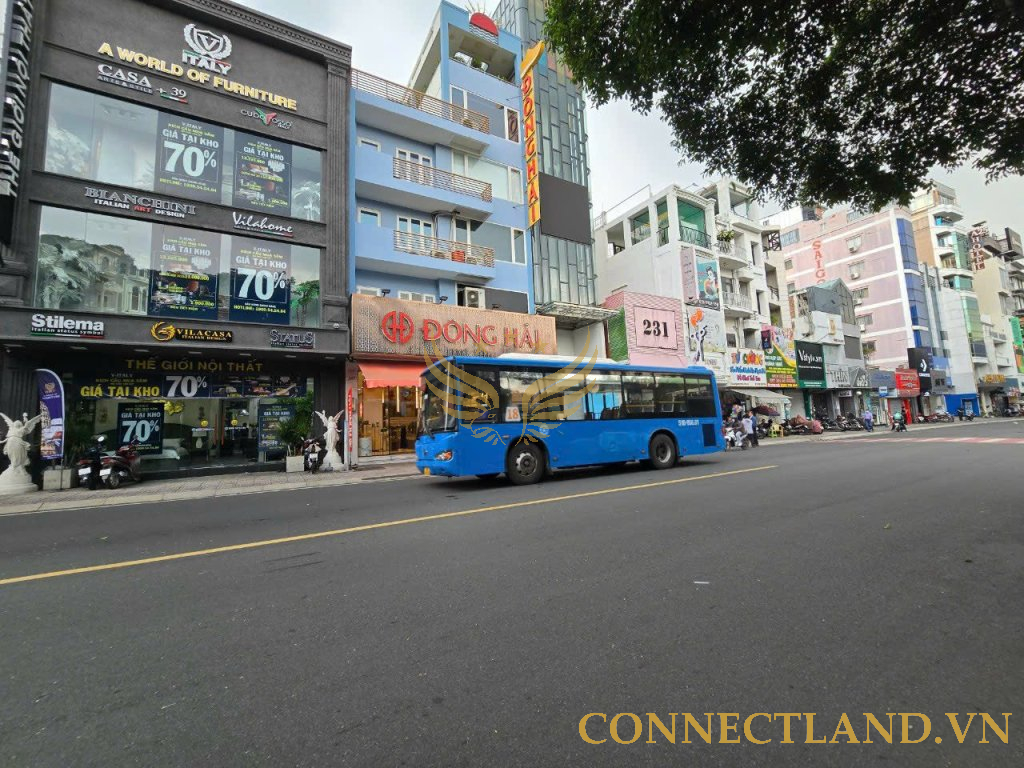 Cho Thuê Mặt Bằng Mặt Tiền Số 225Bis-227 Đường Hai Bà Trưng, Phường 6, Quận 3, DT: 8.5×26.5m, 1 Trệt, 2 Lầu, DTCN: 225m2